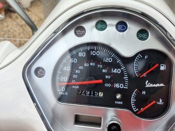 Vespa 125GTS ie - 5