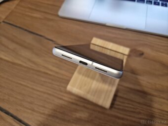Google Pixel 7 same as new - 5