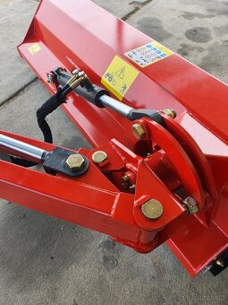 Prodám příkopový mulčovač za traktor, platí do smazání - 5