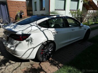 Tesla model 3 Performance 377kw Refresh model Biely Interier - 5