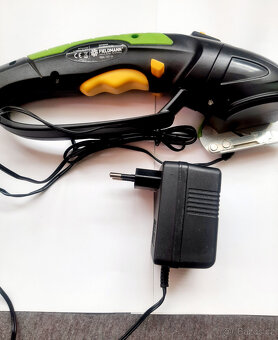 AKU ŘEZAČKA FIELDMANN- PVC,KOBERCE,KARTON - 5