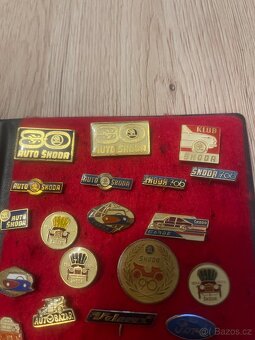 Staré odznaky  Škoda,  Praga, Avia,  Tatra,  Ford, Velorex - 5