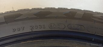 Maxxis 215/60/17C 109/107H 1x7,5mm, 1x6,5mm - 5