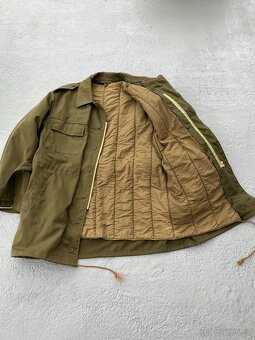 Vojenské zelený kabát. - 5