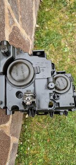 Prodám levé přední světlo (u řidiče) vw touran - 5