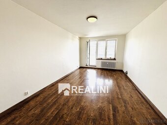 Pronájem bytu 2+1 s lodžií a šatnou, 60 m2, Karviná, ulice T - 5