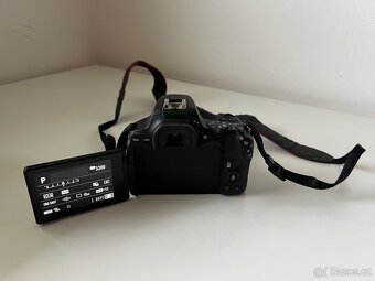 Canon EOS 250D + stativ zdarma - 5