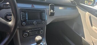 VW passat combi 2.0TDI 103KW rok -2010 najeto - 286tis/km - 5
