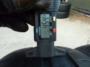 Letní pneu Michelin Saver 185 60 15 - 5