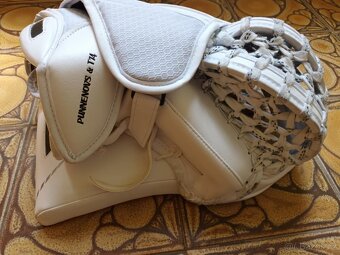Brankářská lapačka Bauer Vapor Hyperlite 2, custom, klas. g. - 5