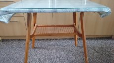 Konferenční stůl-Brusel-Retro,Menší stolek-retro,skříňky - 5