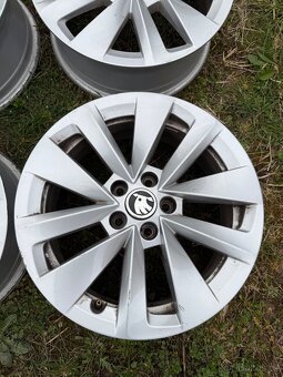 Sada hliníkových kol skoda scala r 16 et 38 657.601.025 AJ - 5
