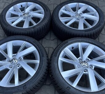 Volkswagen Golf 8 disk 6,5x17 5x112 ET46 pneu 205/50/17 93V - 5