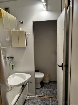 Pronájem bytu 1+1 • 41 m² - 5