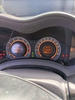 Toyota Auris 1.6i ,97kw, r.v.2010 - 5