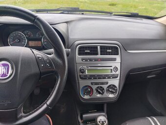 Fiat Grande Punto - 5