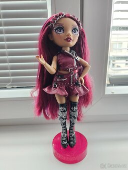 Rainbow high panenka Mila Berrymore - 5