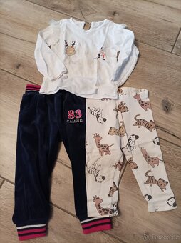 Balík oblečení 6-12m - 5