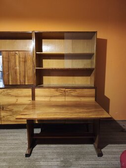 Daruji Starožitné vitríny + skříň +konferenční stolek - 5