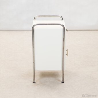 NOČNÍ STOLEK-VICHR A SPOL - 5