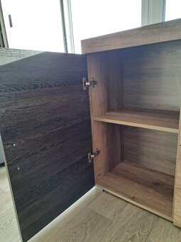 Skříň: Komoda Tom, divoký dub - 5