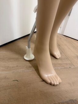 Figurína bez podstavce - 5