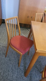 Jídelní stůl +4 židle - 5