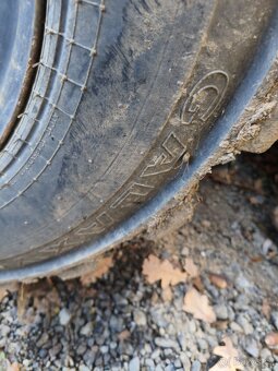 Smykový nakladač 12-16.5 - 5