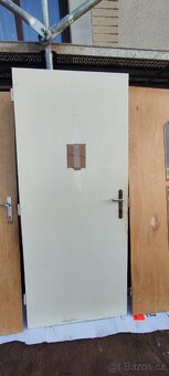 Staré poctivé interiérové dveře - 5