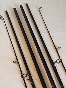 RYBÁŘSKÉ PRUTY MIVARDI IMPERIUM CARP 390SH 3,5 lb - 5