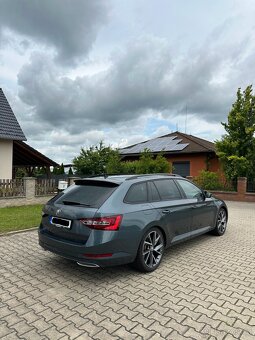 Škoda Superb 2.0 TDI DSG 140 kW 4x4 - 5