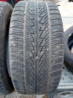 Goodyear Ultragrip 8 285/45 R20 zimní - 5