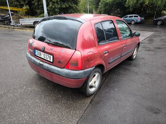 Renault Clio - 5