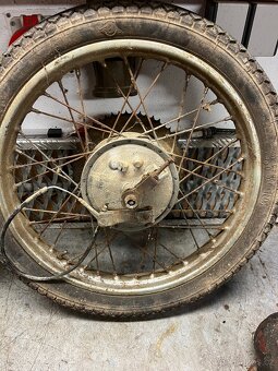 Kola Jawa pionýr/mustang - 5