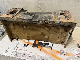 Zetor crystal predni zavazi- redukce 50 kg - 5