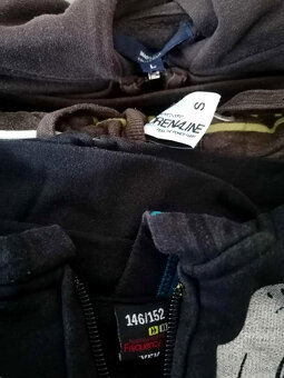 MIKINA S KAPUCOU 3 KUSY - 5