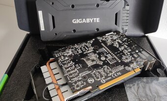 GIGABYTE GeForce GTX 1060 6GB - 5