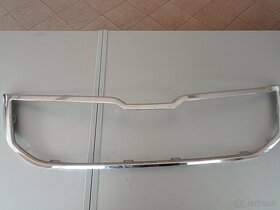 Škoda Karoq rámeček masky - 5