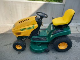 Prodám zahradní traktor MTD Yard-Man 15Hp - 5