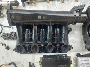 Vito W638-Věci motor/Palivová soustava/Řídící jed. - 5