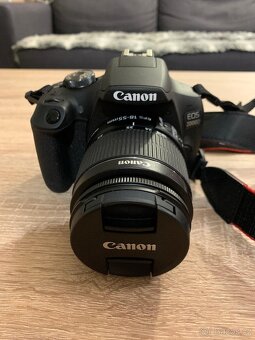 Zrcadlovka Canon EOS 2000D - 5