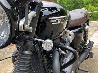 Triumph Bonneville T120 - 5
