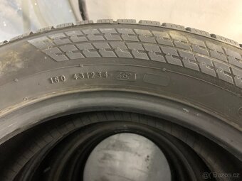 Zimní pneu 215/55/17 - 98V Nokian snowproof sada č.8439 - 5
