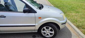 Ford Fusion - 5