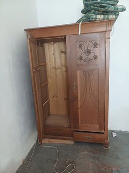 Starožitné Skříně - 5