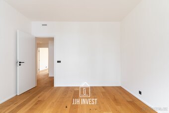 Prodej moderního bytu 3+kk s balkonem, sklepem a parkováním  - 5