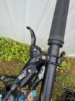 Celopružné kolo YT L - 5