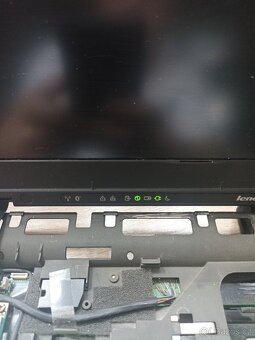 Lenovo ThinkPad T61p - 5