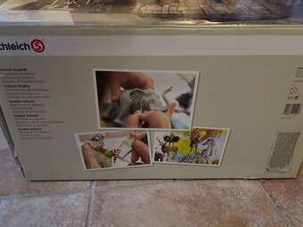 Prodám velký hrad Schleich - 5