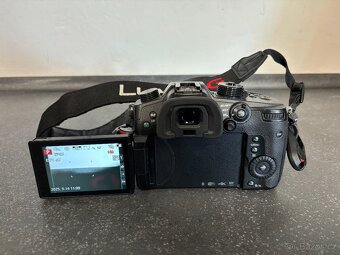 Digi fotoaparát PANASONIC LUMIX DC-GH5 + objektiv - 5